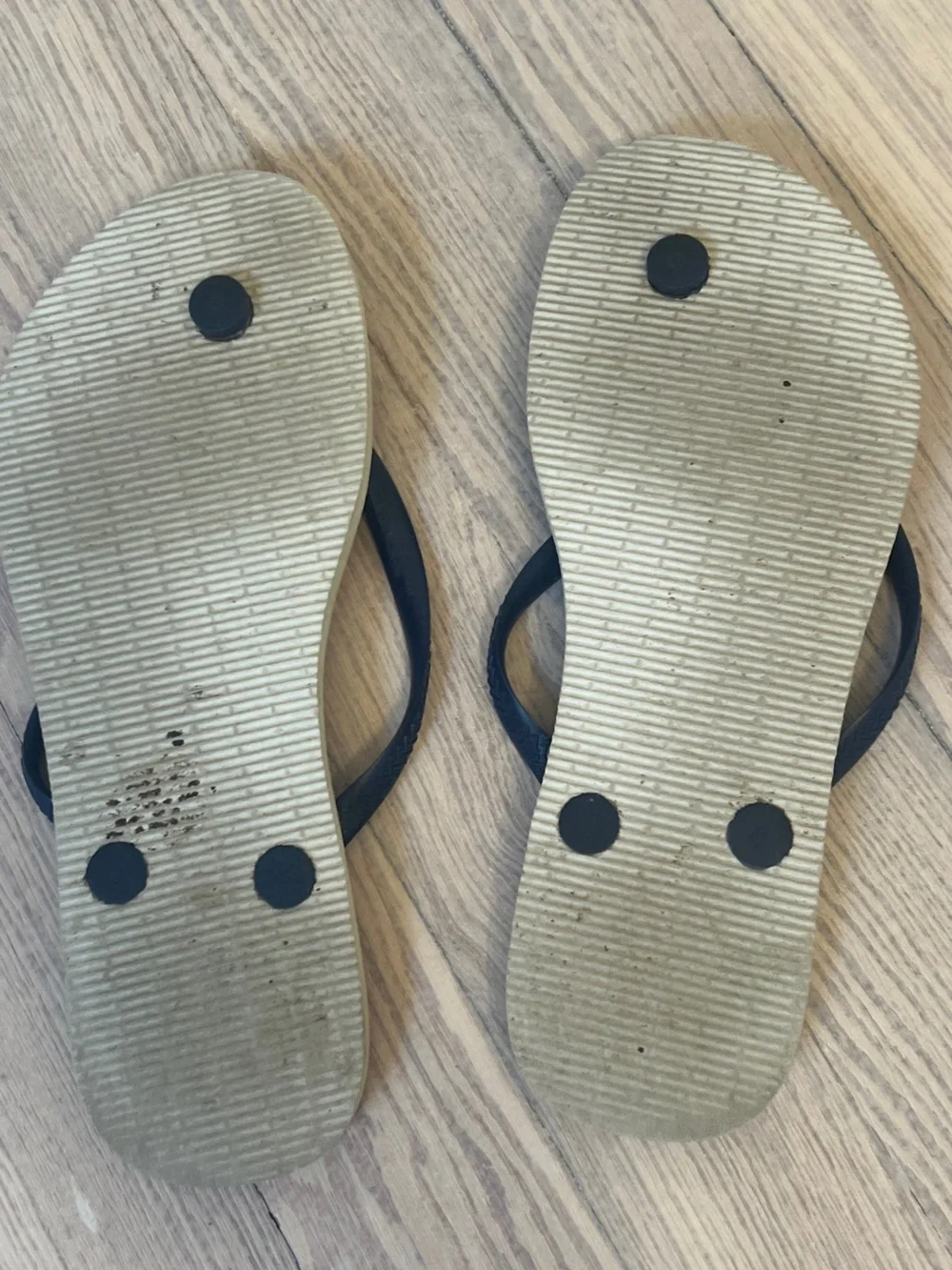 HAVAIANAS Women's Red & Navy Blue Tropical Floral Flip Flops Size 7/8